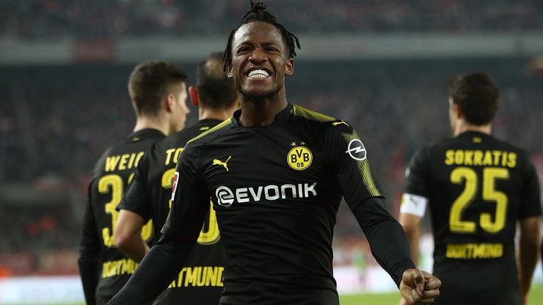 Michy Batshuayi scores twice on Borussia Dortmund debut in 3-2 win over Cologne