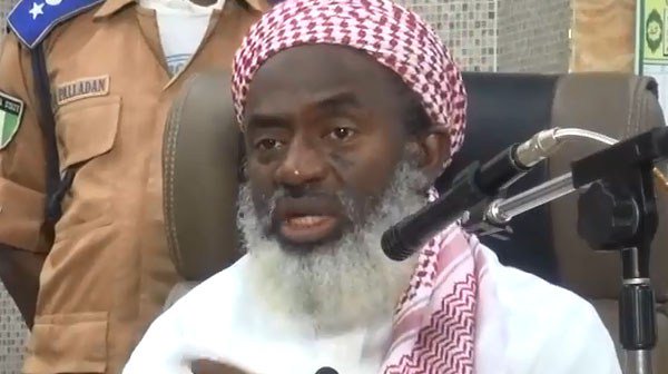 ‘Release Dasuki, negotiate with El-Zakzaky’ – Sheikh Gumi tells Buhari govt
