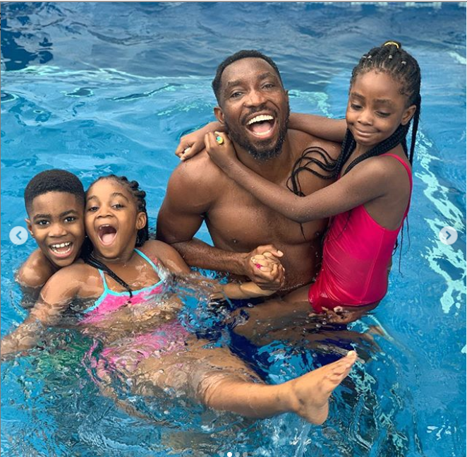 Timi Dakolo and his adorable children enjoy swimming together (Photos)