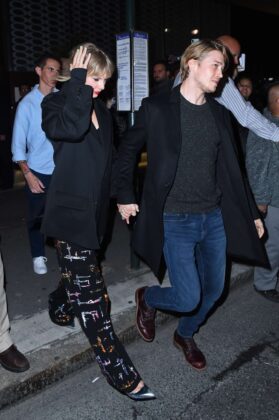 Taylor Swift – Leaving the SNF after-party with her boyfriend in New York City