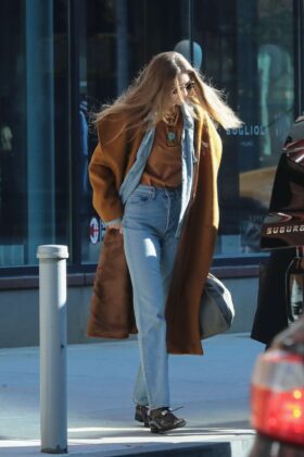 Gigi Hadid – Leaving her apartment in New York