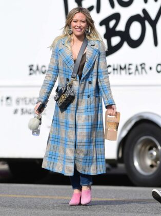 hilary duff in long coat out in los angeles 2