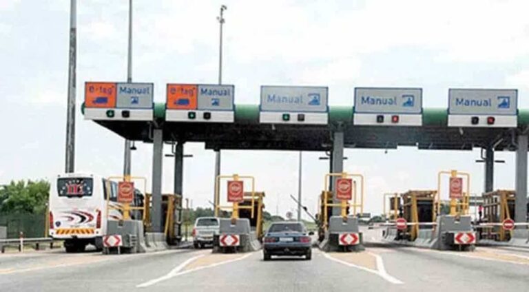 Nigeria news : Border Closure Buhari’s aide reacts to allegation of customs officers collecting bribe