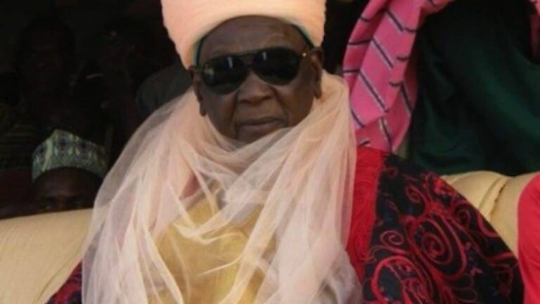Nigeria news : Emir of Daura talks on Osinbajo relationship, commitment to Buhari
