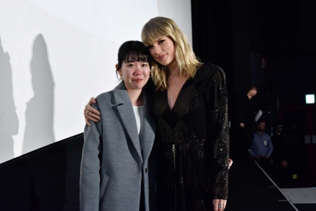 taylor swift at a fan event in tokyo 3