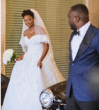 wedding photos of a lady that looks exactly like actress jackie appiah goes viral online 2