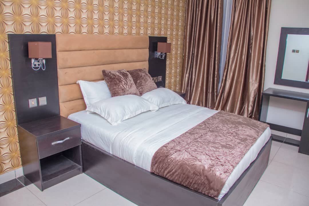 prince odi okojie opens five star luxury hotel resort in abule egba photos 4