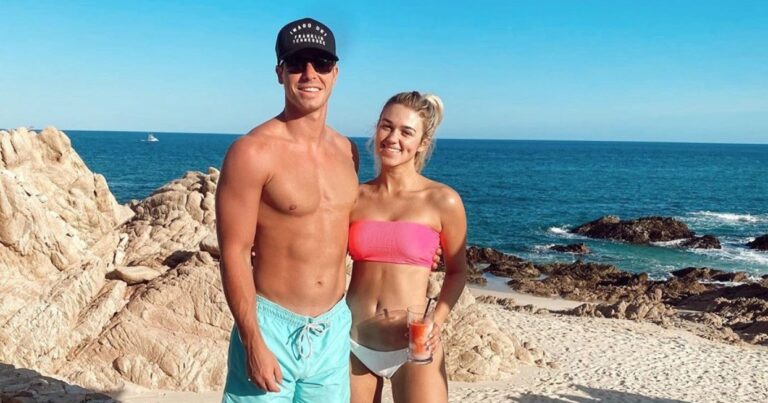 Sadie Robertson and Husband Christian Huff’s Beach Honeymoon: Photos