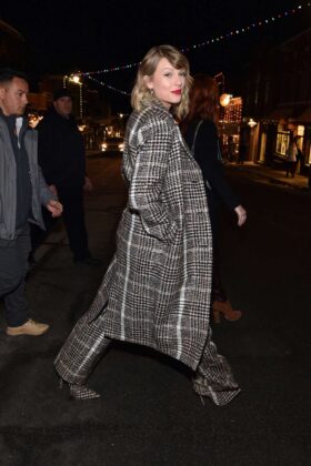 taylor swift out in park city 10