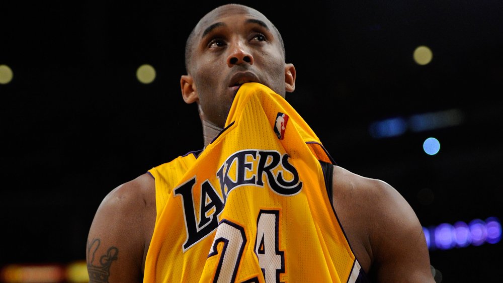 Chilling 911 calls from Kobe Bryant's helicopter crash released