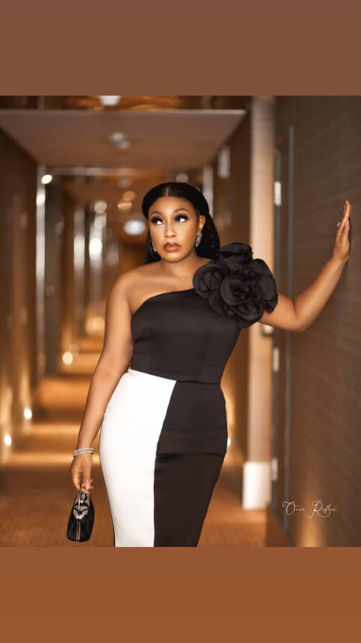 Rita Dominic looks beautiful and stylish in this monochrome ensemble (photos)