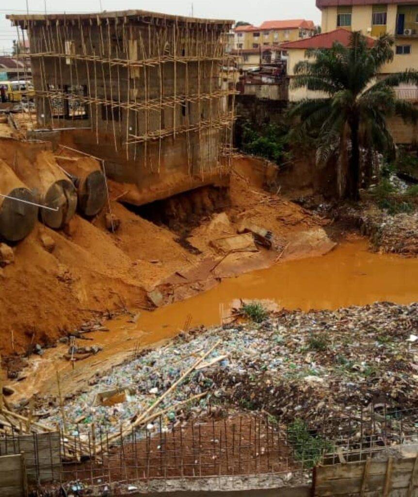 Nigeria news : Enugu Asata residents hail ECTDA’s intervention on flood-wrecked building 2 nigeria news enugu asata residents hail ectdas intervention on flood wrecked building