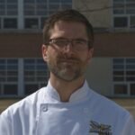 winnipeg school division creates hampers for 3200 hungry students during pandemic