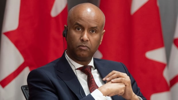 Liberals pledge $1 billion for cities to buy motels, hotels for rapid-housing program