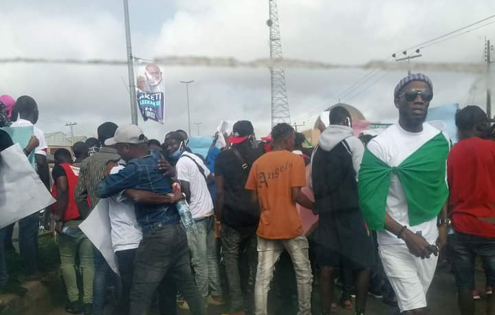 nigeria news massive crowd as end sars protest hits ondo photos
