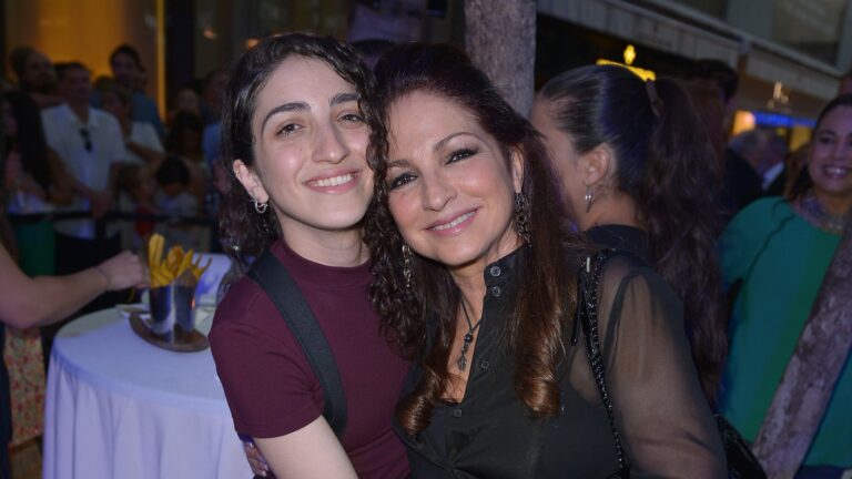 Why Gloria Estefan told her daughter not to come out to her grandmother