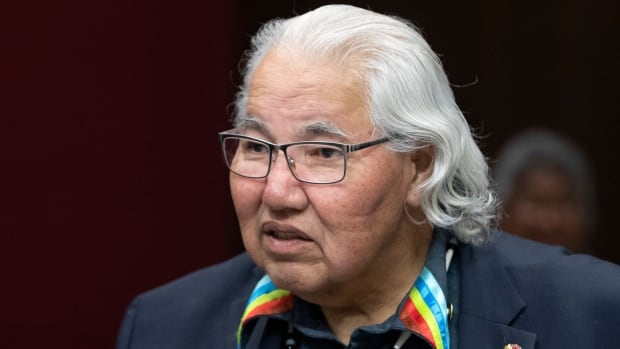 Murray Sinclair to retire from Senate