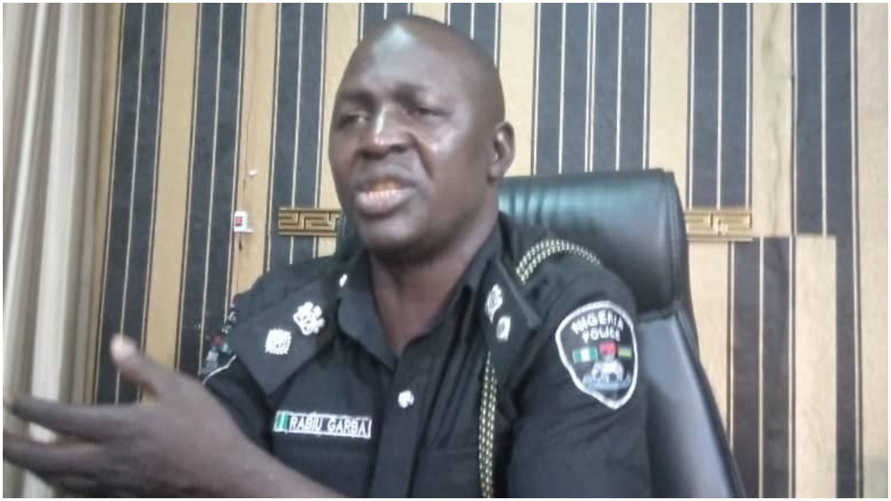 Nigeria news : Why #EndSARS protesters sang my praises, suspend attack on our division – DPO
