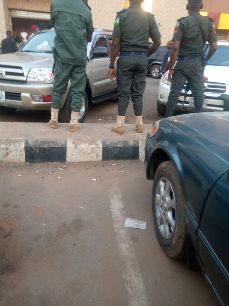 Nigeria news : Gov Abdulrazaq calls for calm over bloody soldiers/civilians clash in Ilesha baruba