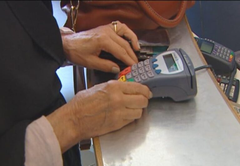 Why small businesses say they need Ottawa’s help to get some relief on credit card fees
