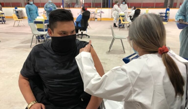 Manitoba First Nations race to deliver 100,000 shots in 100 days