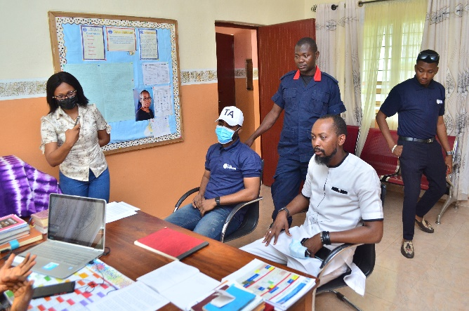 tola awosika foundation supports young nigerians with massive education outreach in ondo state photos 12