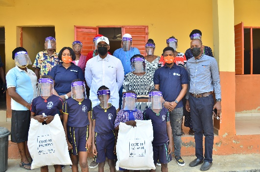 Tola Awosika Foundation Supports Young Nigerians With Massive Education Outreach In Ondo State (Photos)