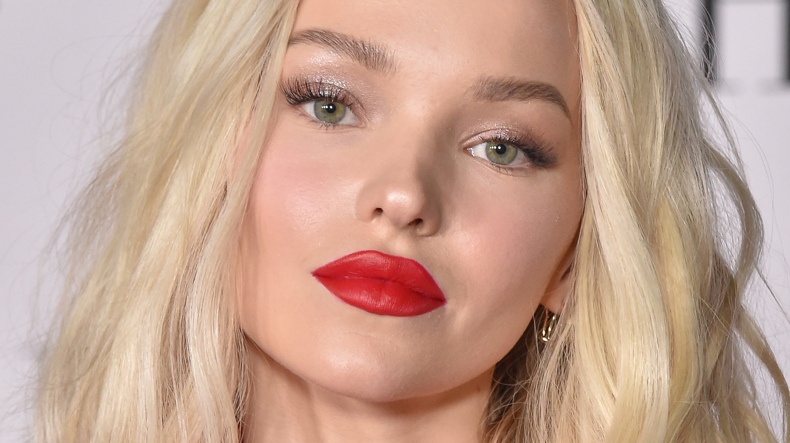 the real reason dove cameron was afraid to reveal her