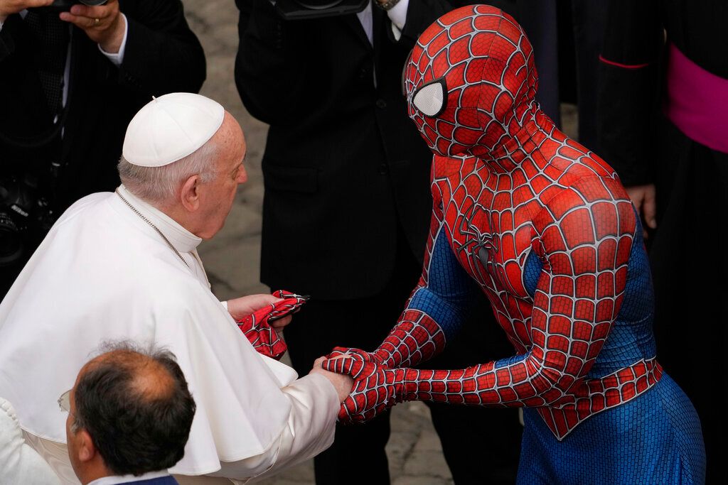 pope francis meets super hero in spider man costume at vatican 1