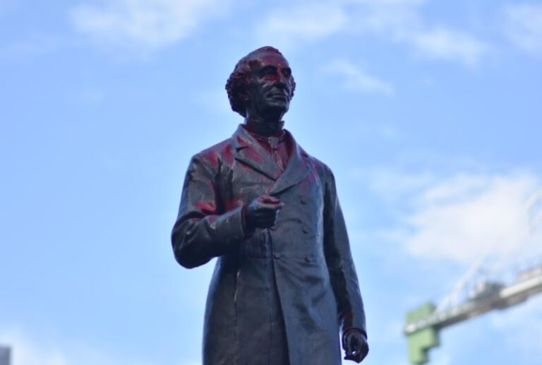 Statue of Sir John A. Macdonald in Hamilton, Ont., covered as Indigenous community calls for it to come down