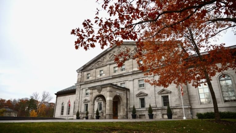 Incoming GG Mary Simon will be moving into Rideau Hall — unlike her predecessor