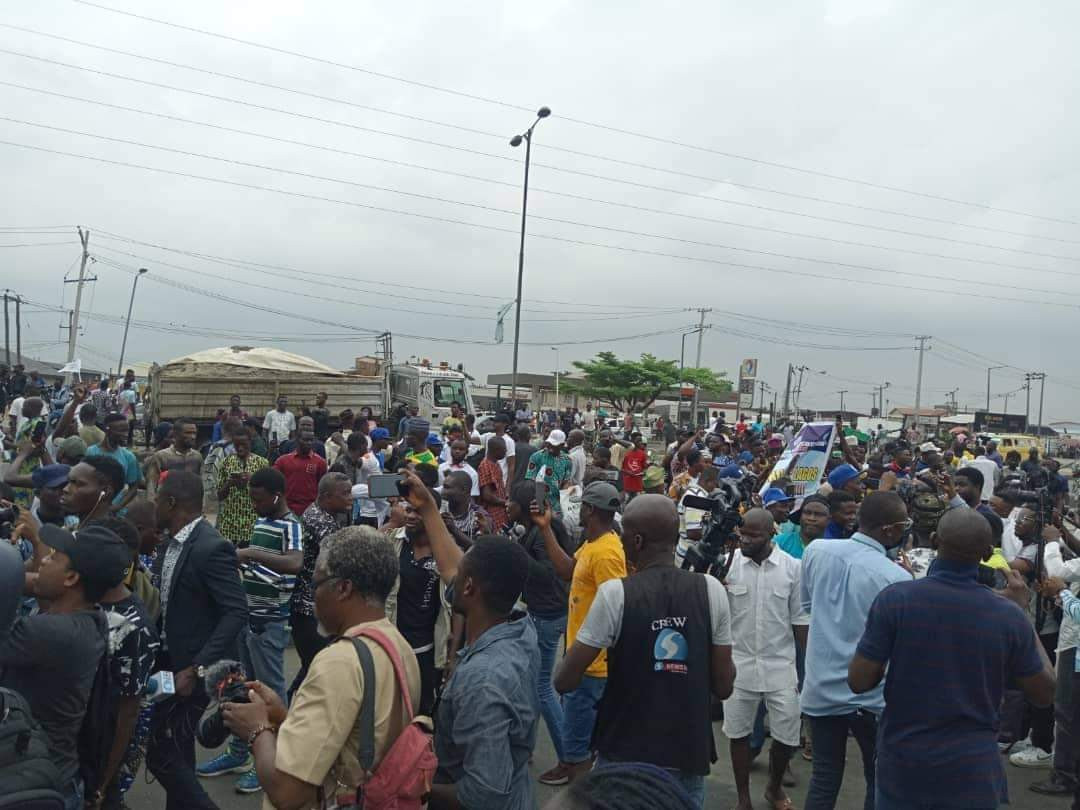 police arrest and teargas yoruba nation protesters in lagos photos 3