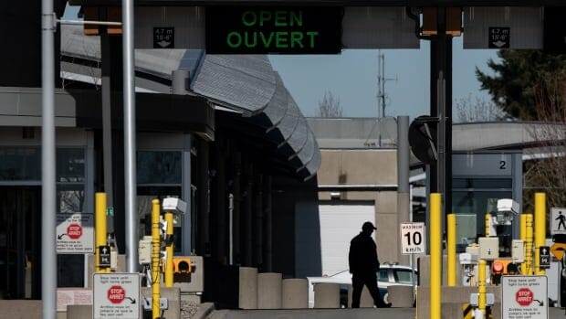 unions warn canadians to expect disruptions at airports and border crossings starting friday
