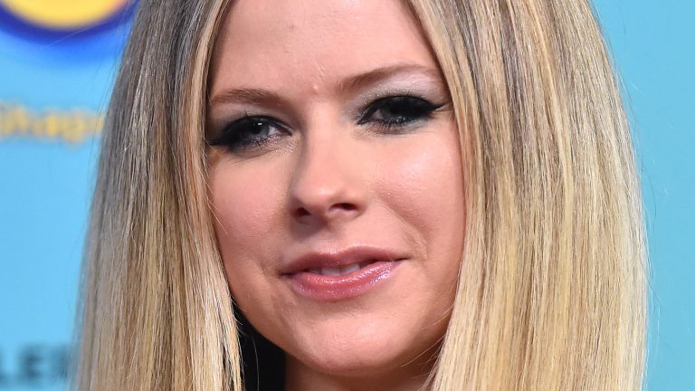 Everything We Know About Avril Lavigne’s Exciting New Music Plans