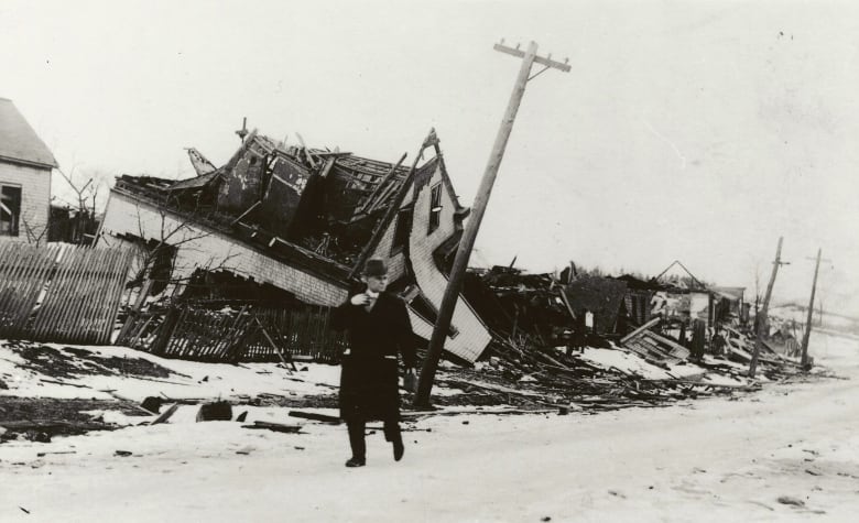 Military members 'unsung heroes' of Halifax Explosion recovery effort, author says