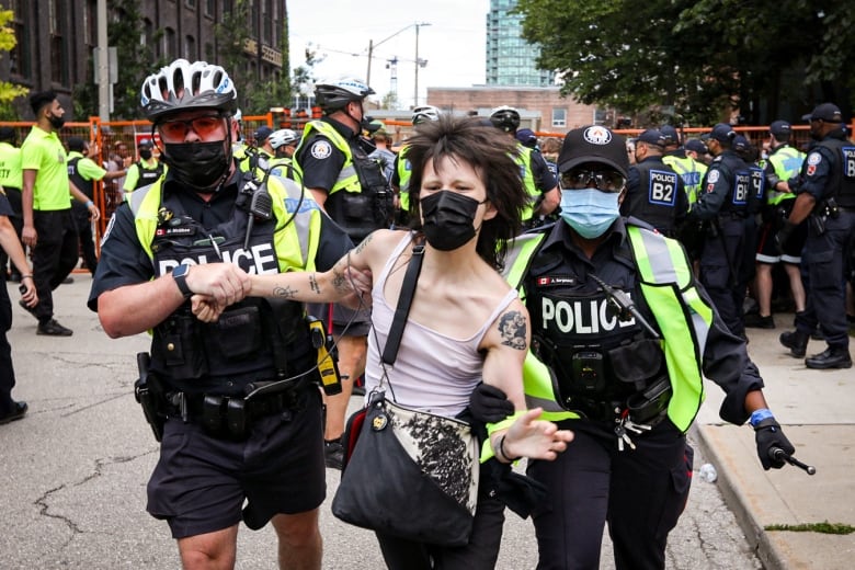 Vaccines, protests, flashes of normalcy: This is what 2021 looked like in the Toronto area