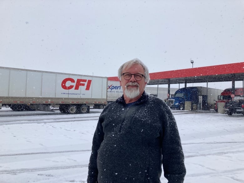 'Freedom convoy' needs to lose extreme rhetoric, says association head as truckers reach Toronto