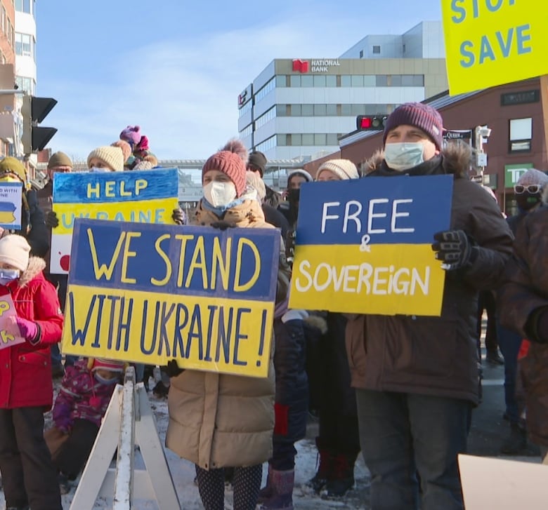 demonstrations in solidarity with ukraine held across canada on sunday 7