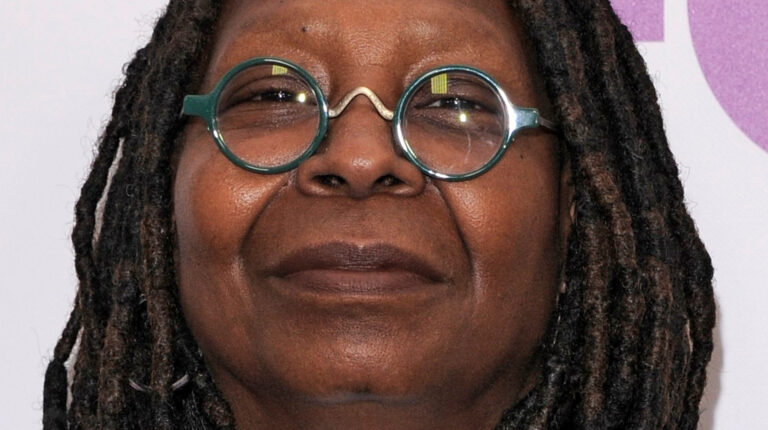 Whoopi Goldberg Reportedly Considering Quitting The View Over Suspension