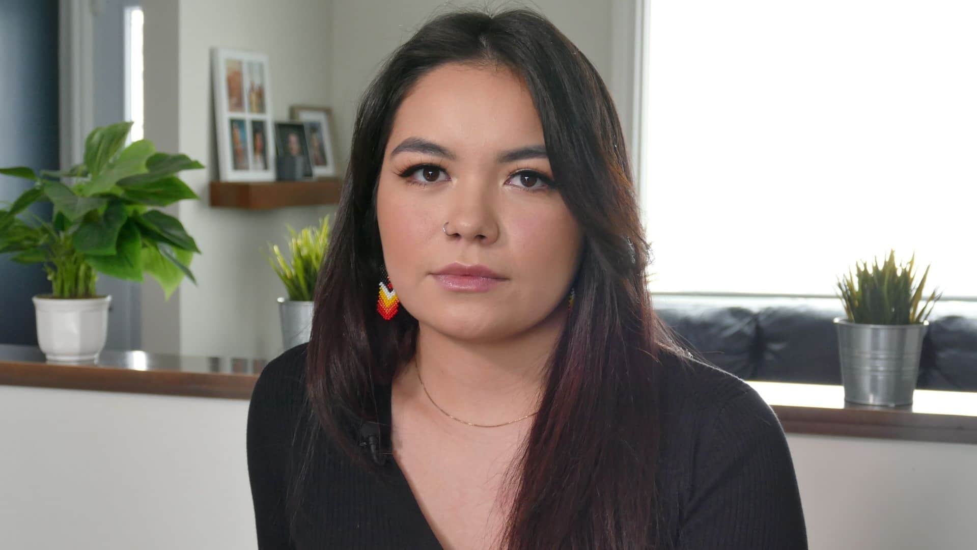 Woman outraged CIBC job application suggests traditional regalia for video cover letter