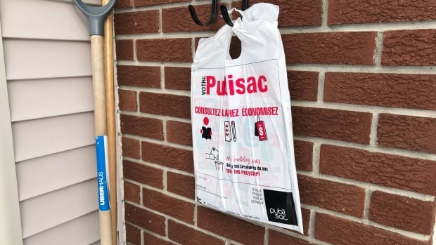Quebec court upholds Montreal suburb's crackdown on unsolicited flyers