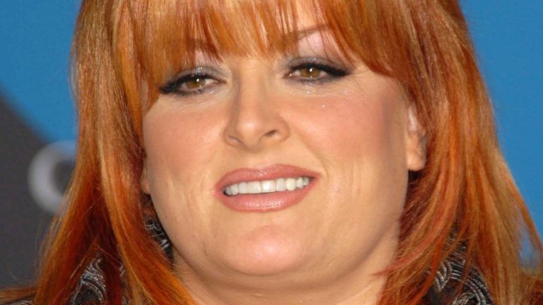 The Sad Reason Naomi And Wynonna Judd Stopped Performing Together