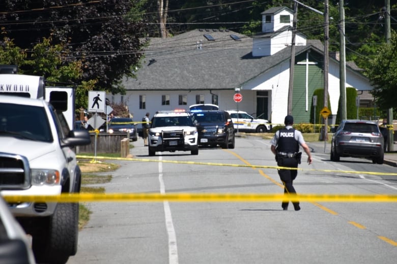 police hunt armed and dangerous suspect after 2 killed 1 wounded in chilliwack b c shooting 1
