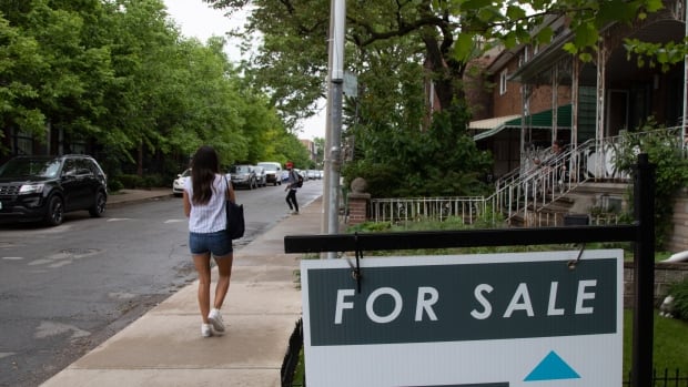 Toronto housing market continues slowdown, with sales down 41% compared with last June