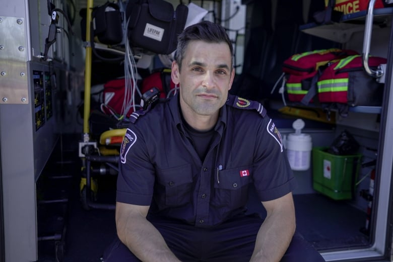 as hospital backlogs grow paramedics struggle to deliver timely care 2