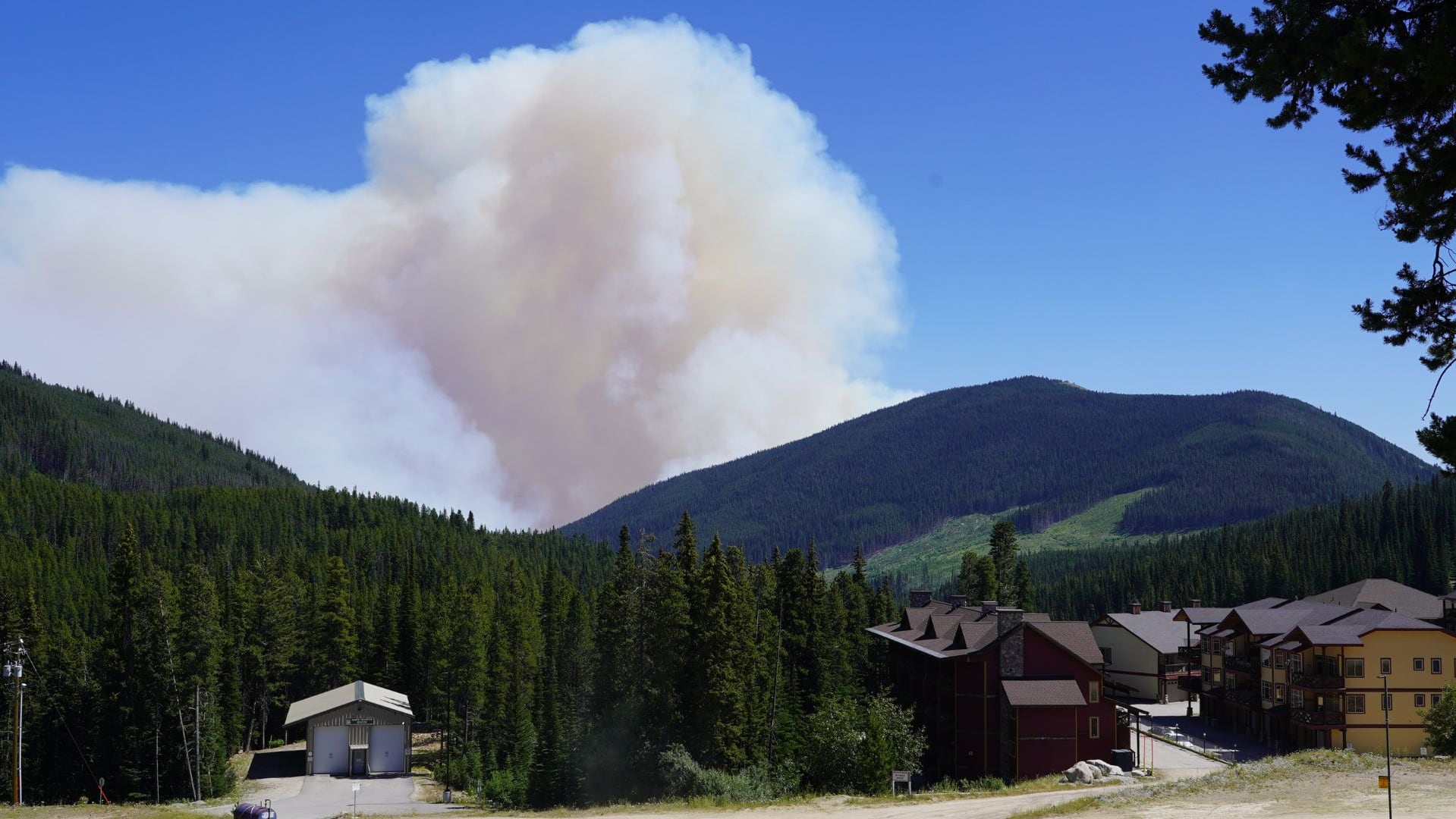 Cooler weather expected to bring some relief as crews battle wildfires in B.C. Interior