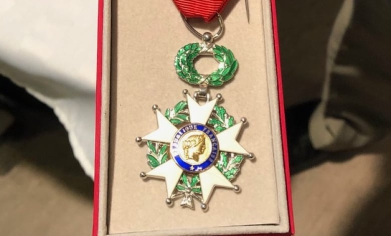 france honours 100 year old b c veteran with legion of honour medal 3