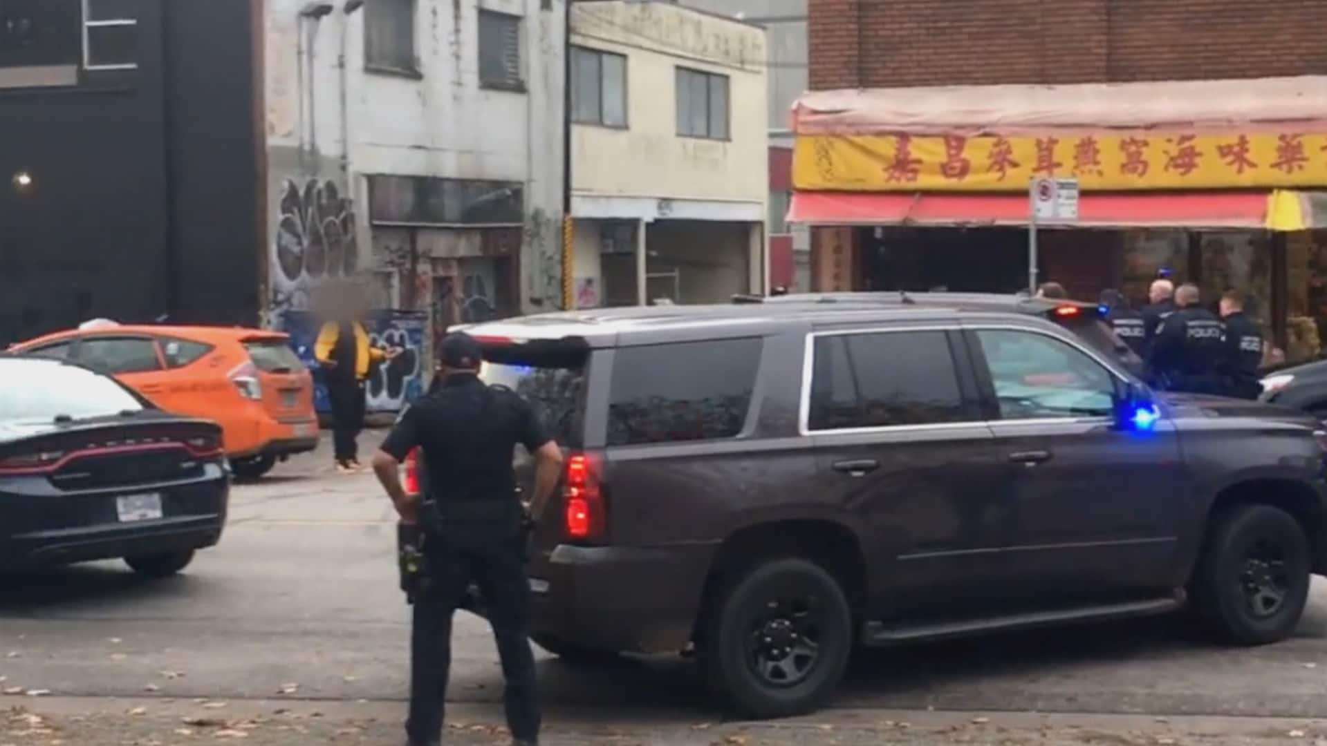 video shows vancouver police shoot man with beanbag gun