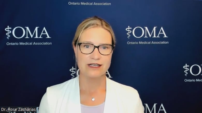 La Dre Rose Zacharias est présidente de l'Ontario Medical Association.  Elle dit qu'environ 1 million d'Ontariens n'ont pas de médecin de famille, ce qui rend plus difficile pour eux de naviguer dans le système, surtout en ces temps.