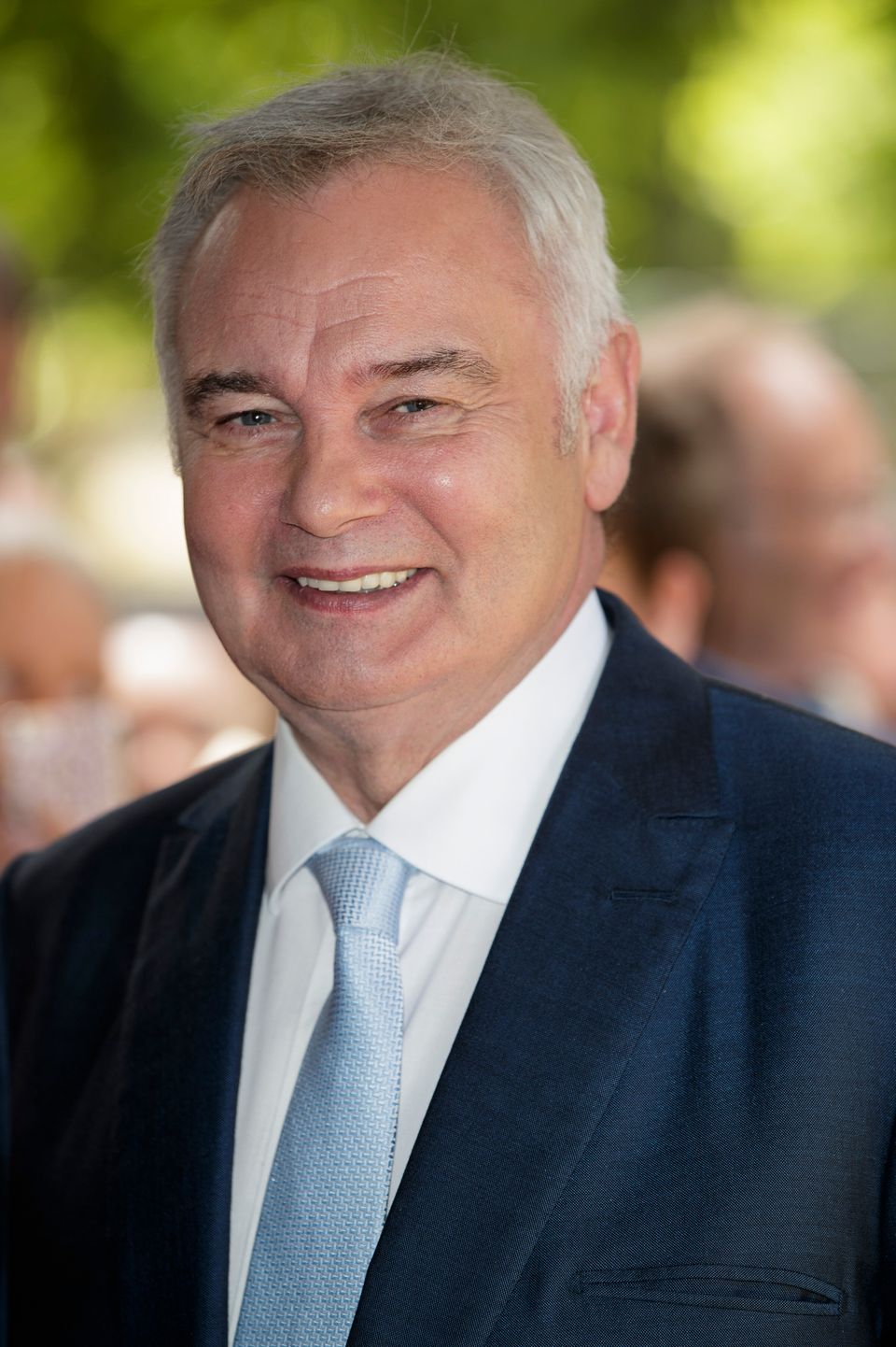 eamonn holmes reveals horror fall at home left him with a bone sticking out of shoulder 1